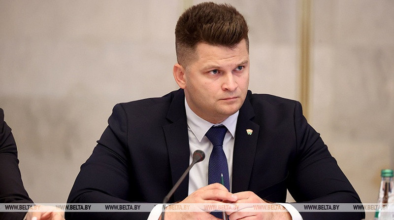 Лукьянов: через проекты и программы БРСМ мы должны увидеть патриотов Беларуси Лукьянов: через проекты и программы БРСМ мы должны увидеть патриотов Беларуси