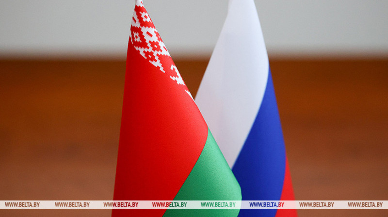Молодежь Беларуси и России собрал патриотический лагерь у Кургана Дружбы Молодежь Беларуси и России собрал патриотический лагерь у Кургана Дружбы
