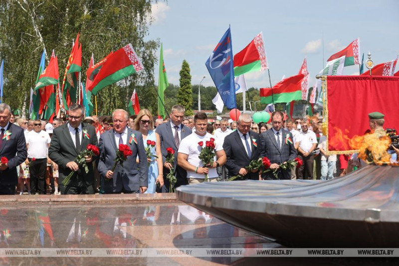 Гродно принял акцию "Дорогами славы" в день освобождения от фашистских захватчиков Гродно принял акцию "Дорогами славы" в день освобождения от фашистских захватчиков
