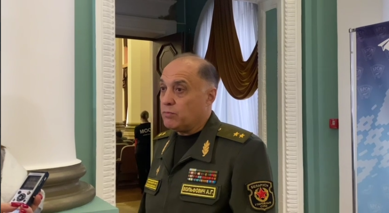 Вольфович на финале "Курсант года": офицерский корпус - элита любого государства