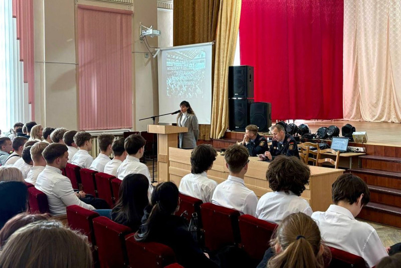 Понять. Распознать. Предотвратить. В колледжах проходят открытые диалоги по противодействию экстремизму