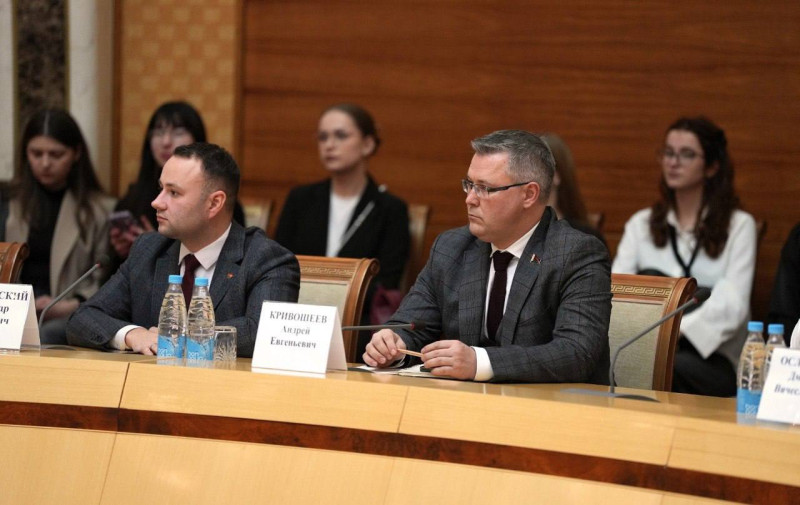 Диалог в знак солидарности с Венесуэлой